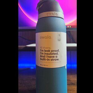 Owala 40oz (Blue Oasis) Free Sip